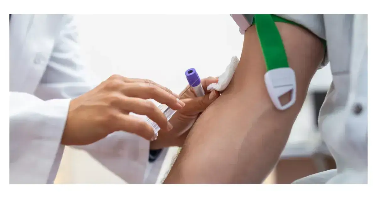 Badania krwi CRP co oznacza? Jak interpretować wyniki i ich znaczenie