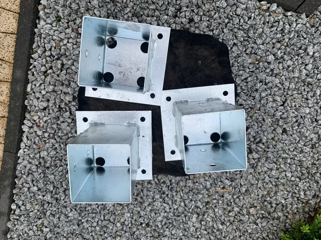 Najlepsze kotwy do pergoli w Castorama - wybierz idealne rozwiązanie