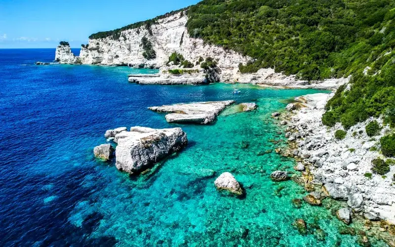Korfu jakie morze? Odkryj tajemnice Morza Jońskiego wokół wyspy