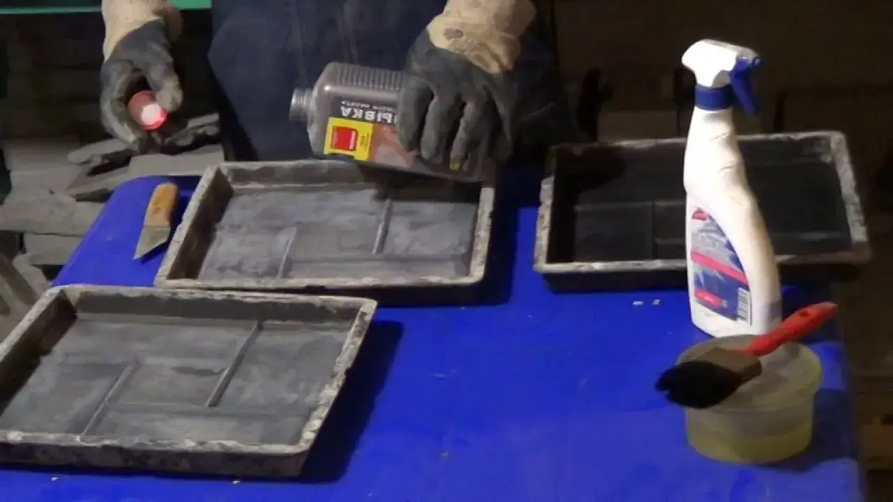 Czym smarować formy do betonu, aby uniknąć problemów z jakością?