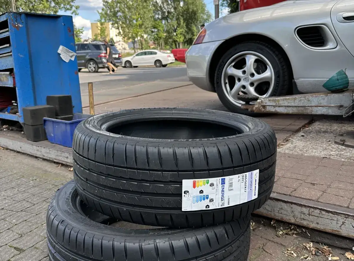 Podatek za wynajem mieszkania: Kiedy zapłacić i jak uniknąć kar?