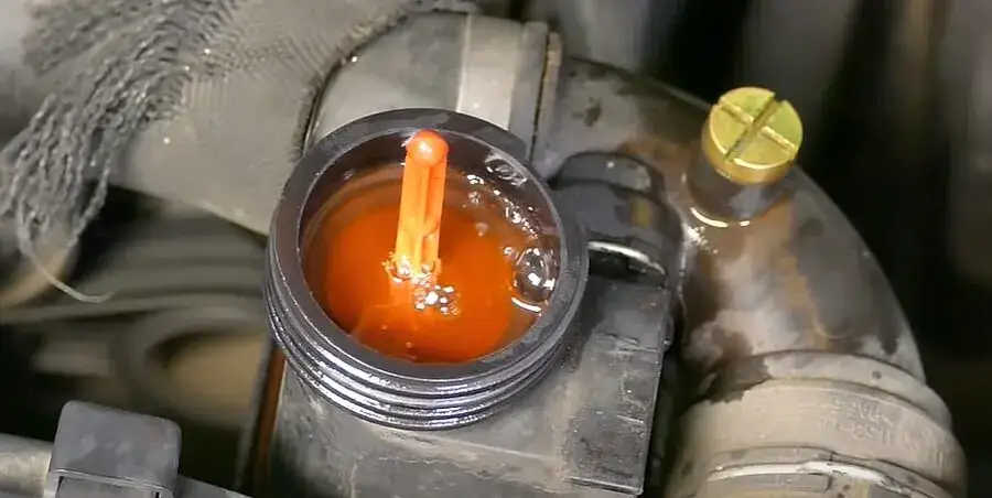 Jak rozpoznać zapowietrzoną chłodnicę? Objawy, które musisz znać