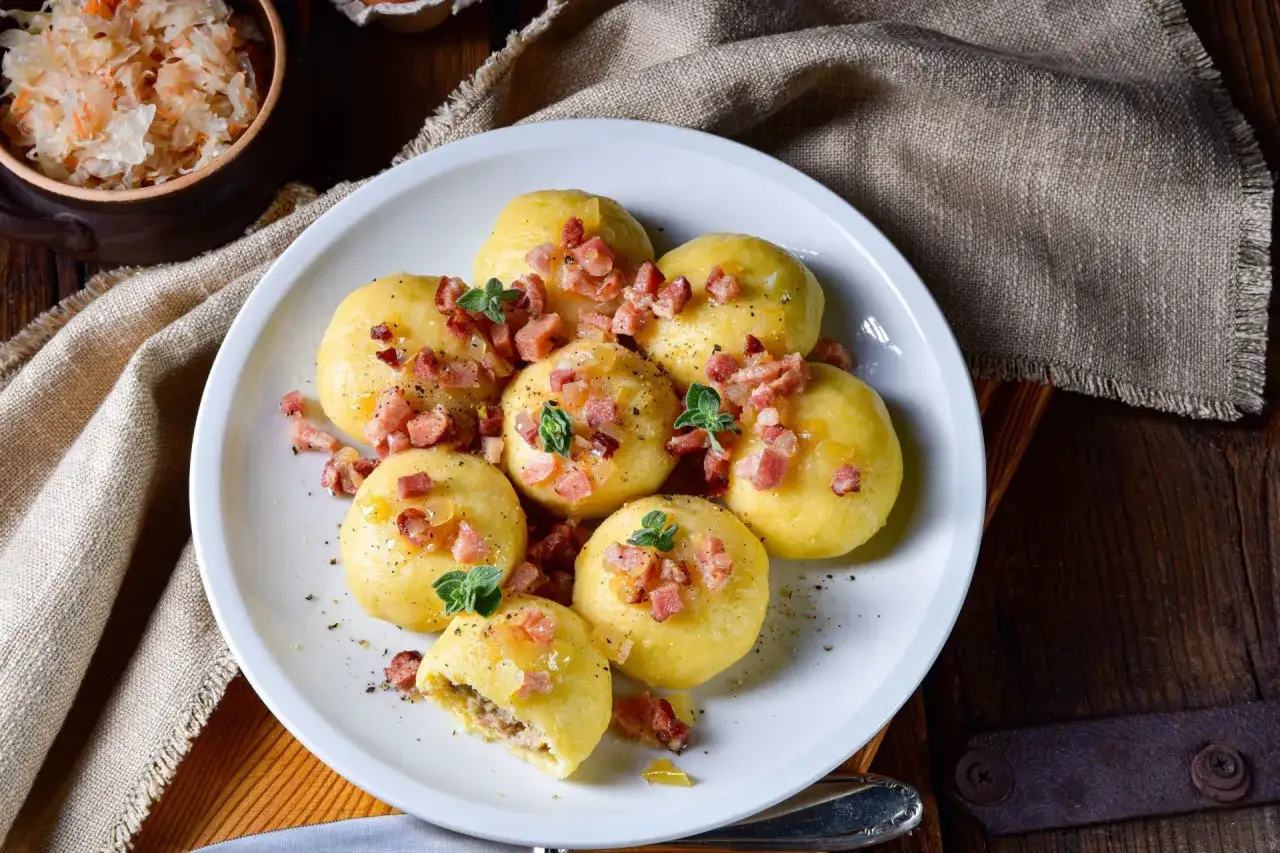 Sekrety Smacznej Pyzy: Przepisy na ciasta, które zawsze wychodzą