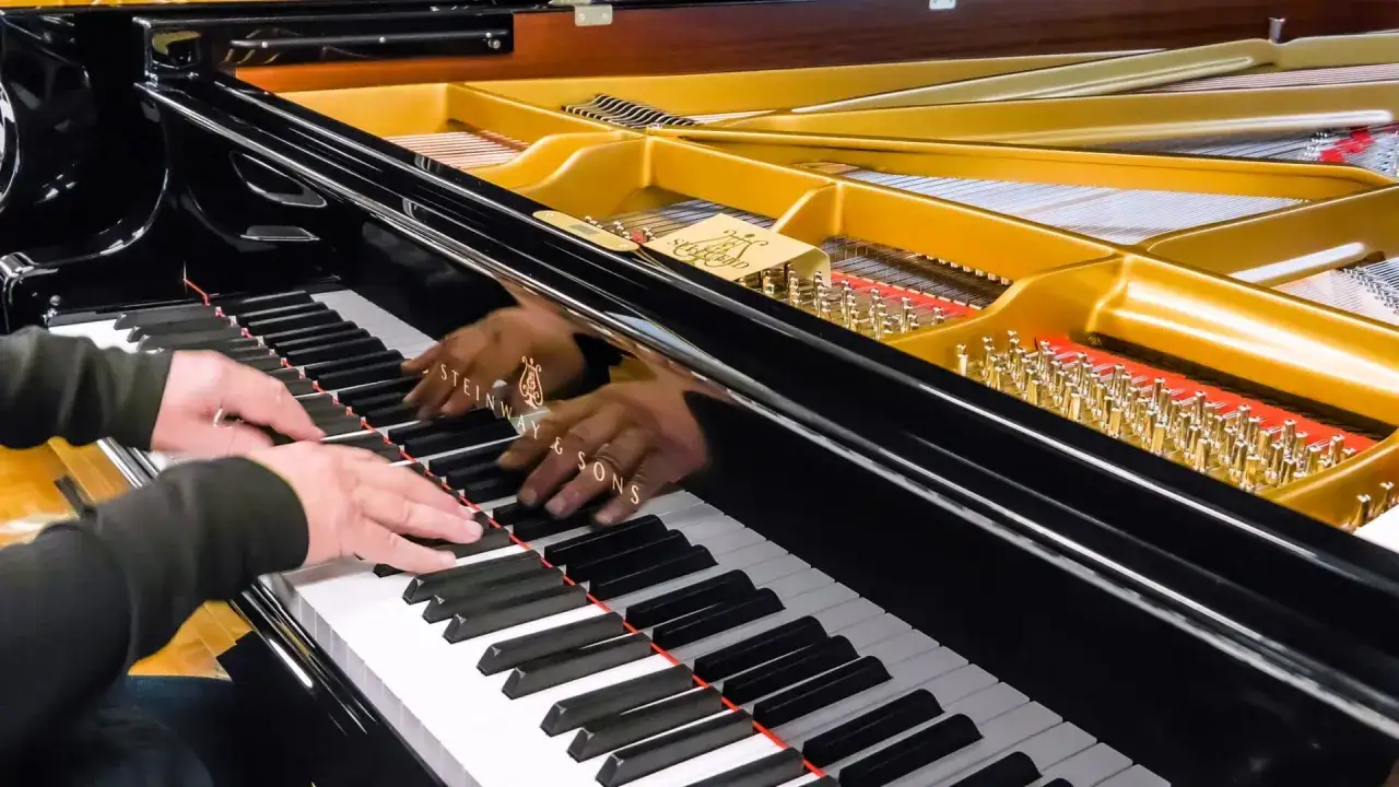 Ile waży fortepian Steinway? Modele, wagi, transport i nośność