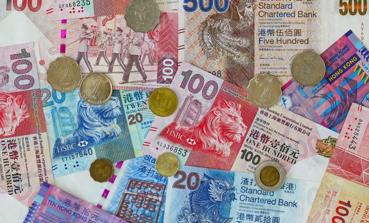 Jaka waluta w Hongkongu: wszystko co musisz wiedzieć przed wyjazdem