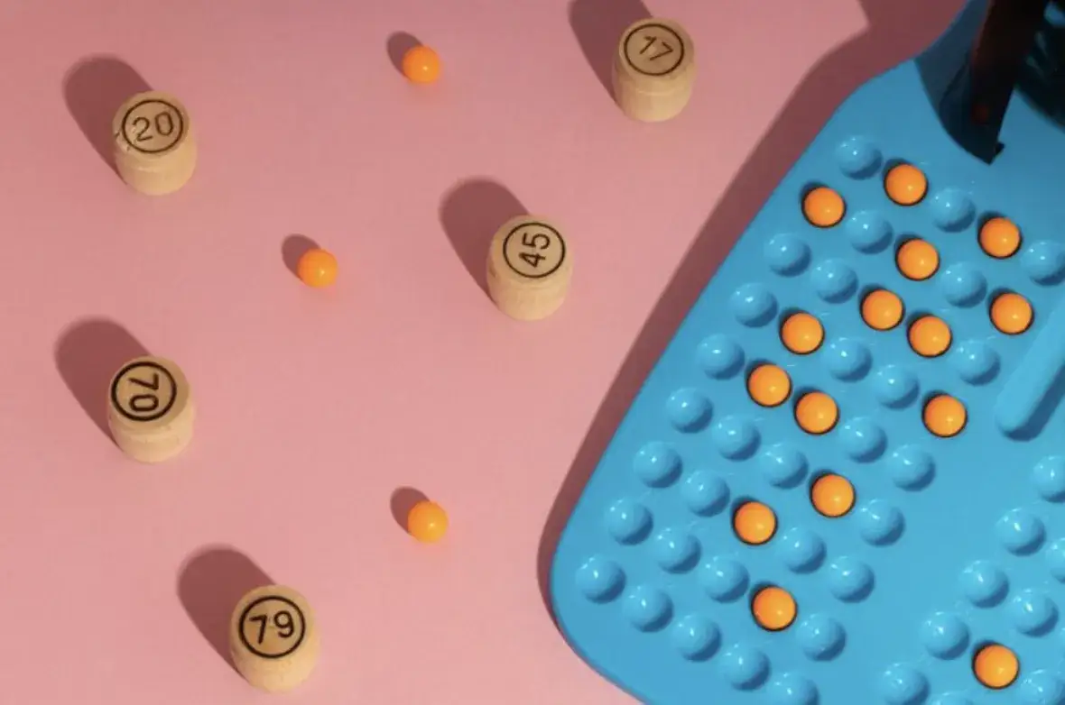 Co daje przewagę w grach z losowością i czego nie da się „wytrenować”?