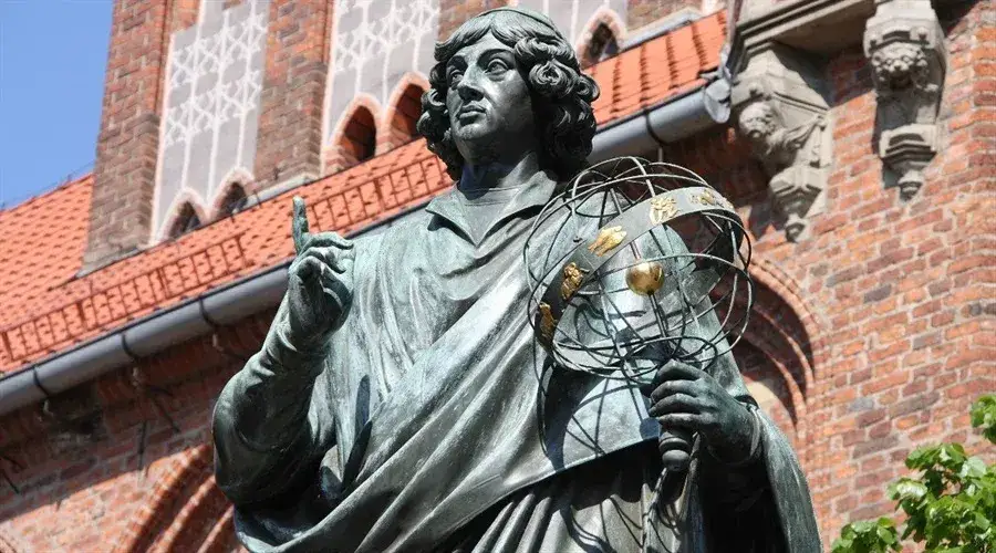 Na czym polegało odkrycie Mikołaja Kopernika i jak zmieniło naukę?
