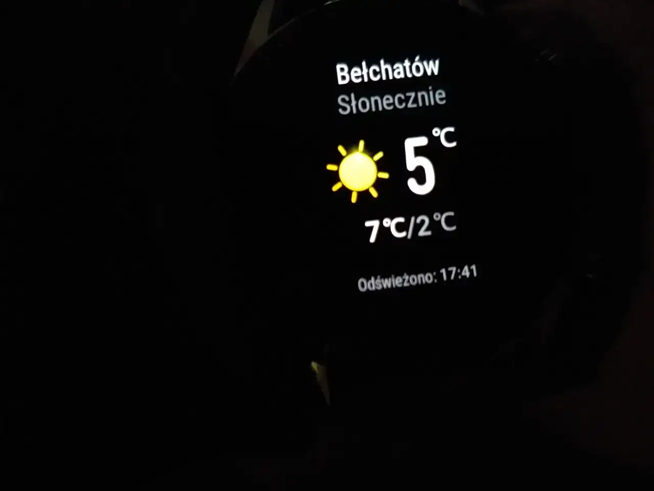Jak zaktualizować pogodę w telefonie Huawei i uniknąć problemów