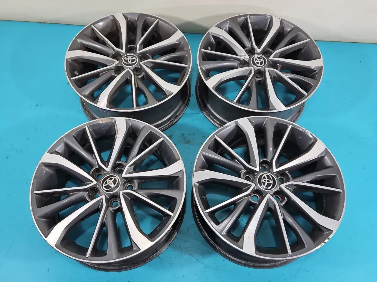 Jakie felgi do Toyoty Avensis? Wybierz idealne rozwiązanie dla siebie