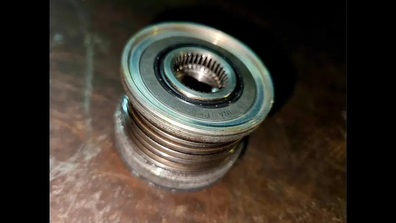 Objawy uszkodzonego sprzęgła alternatora w Mazdzie 6 – jak je rozpoznać i uniknąć kosztownych napraw