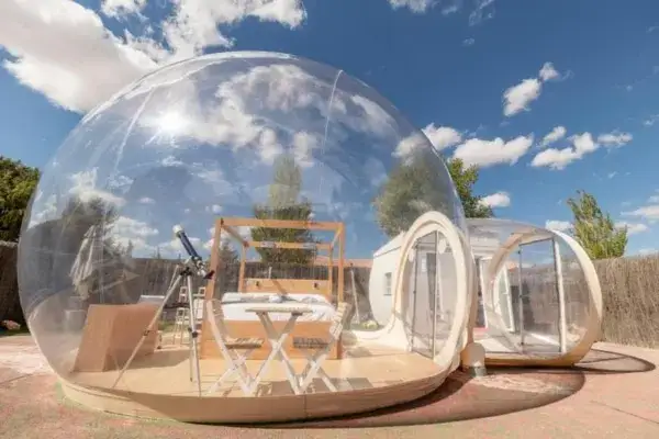 Hoteles burbuja: vive una experiencia única bajo las estrellas