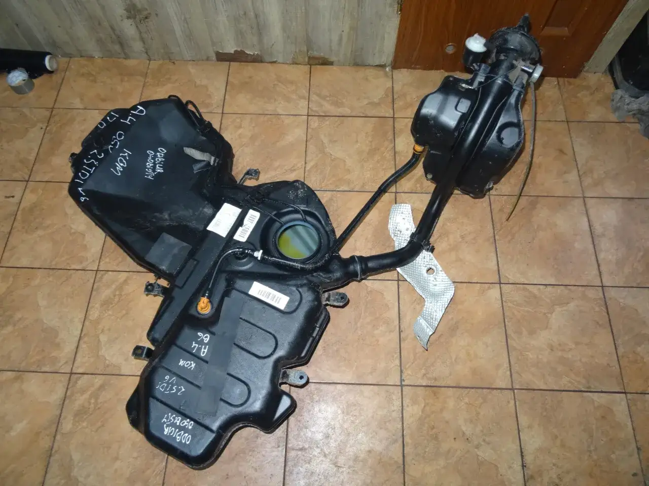 Bak Audi A4 B6 1.9 TDI: 70L, zasięg 1000 km i co z rezerwą?