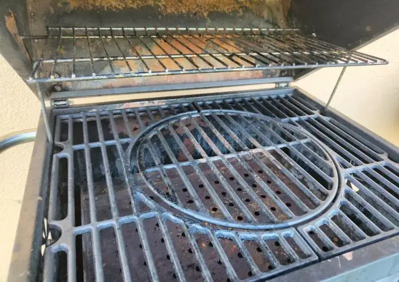 Skuteczne domowe sposoby na czyszczenie rusztu z grilla bez chemii