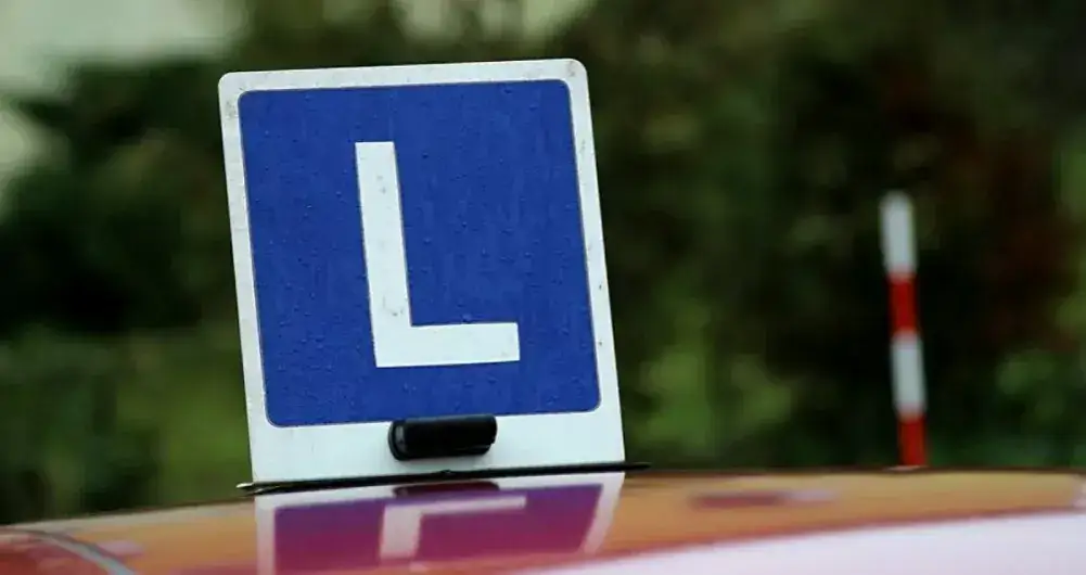 Dlaczego warto wybrać szkołę jazdy w Toruniu? Rzeszów docenia jakoś