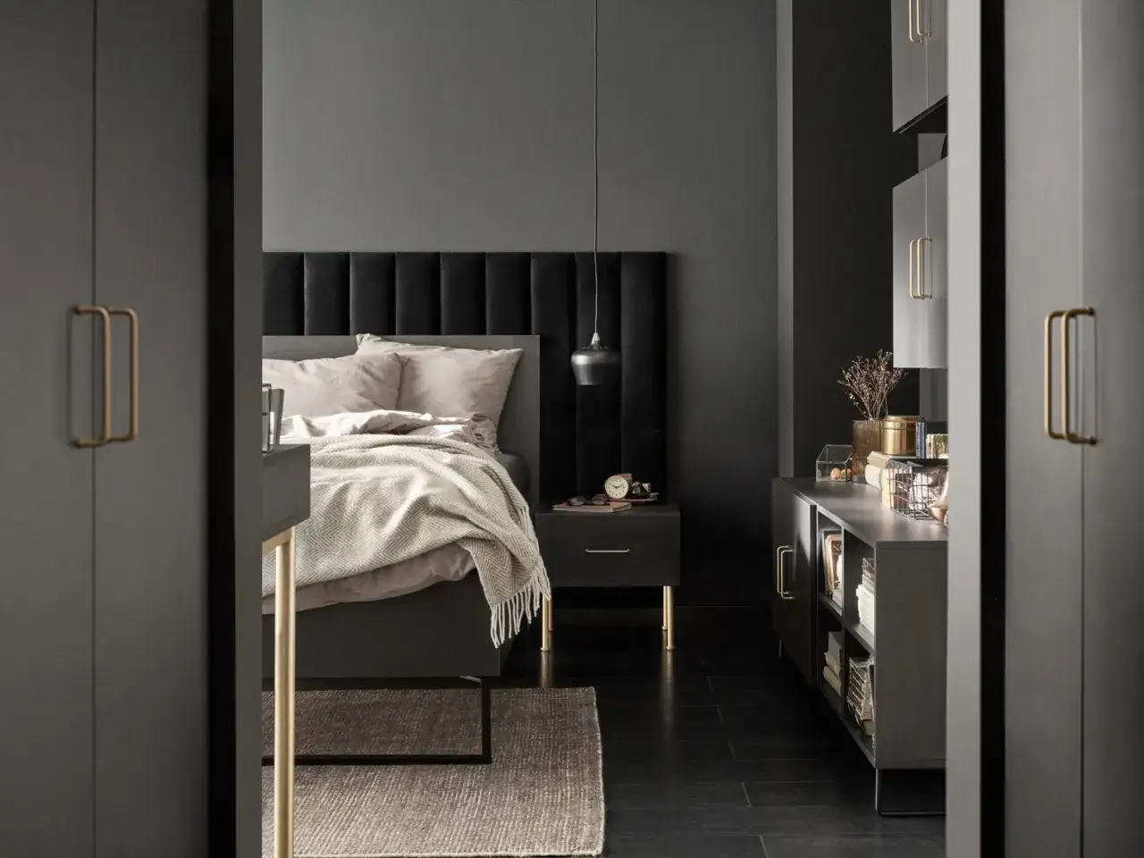 Jakie ściany do czarnych mebli? Stwórz eleganckie wnętrze!