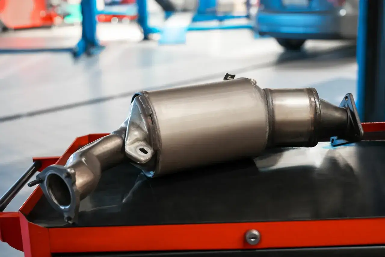 Programowe usuwanie DPF: Mandat, awarie, prawo. Czy warto?