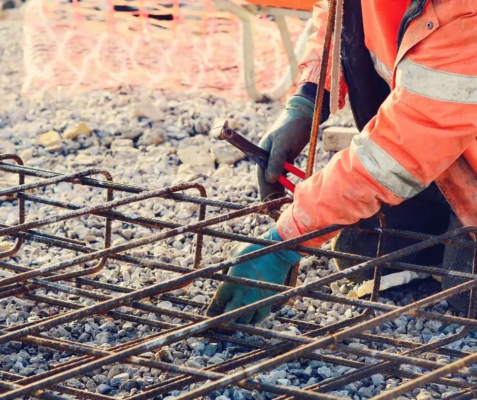 Jak wzmocnić fundamenty: Skuteczne metody na naprawę i stabilność