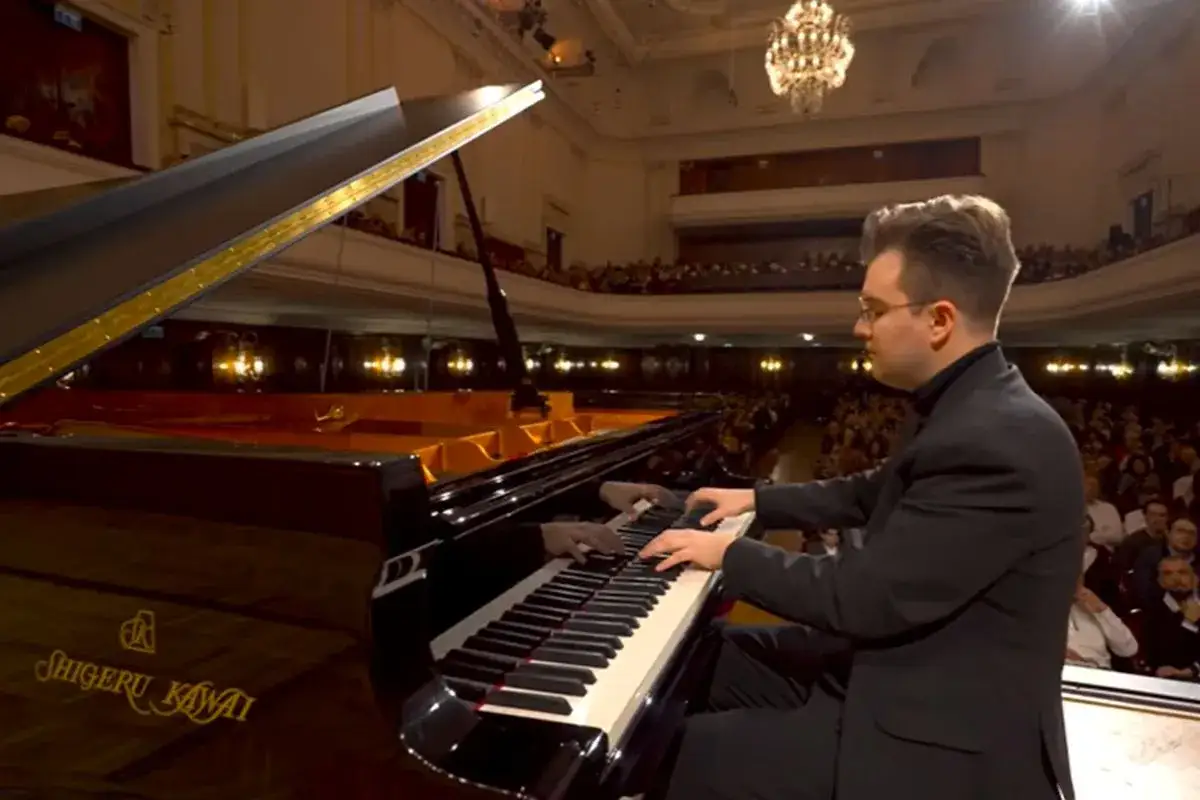 Cena fortepianu Fazioli: Ile kosztuje luksus i czy to inwestycja?