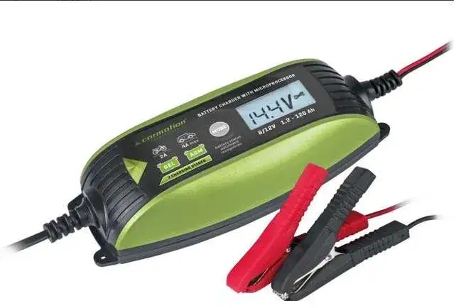 Prostownik ile amper - jak uniknąć przeładowania akumulatora