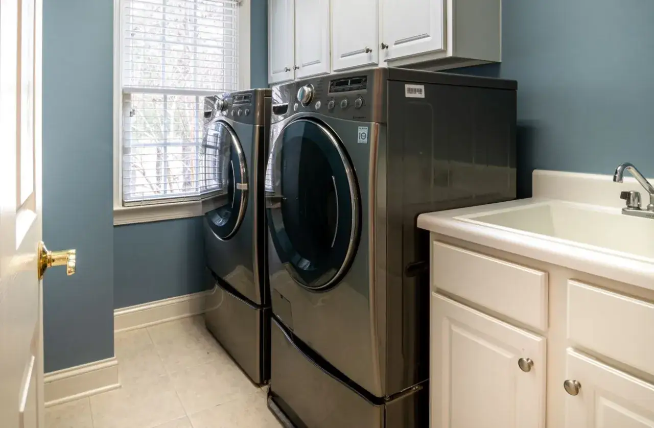 Jak działa pralka? Odkryj tajniki jej funkcjonowania i prania