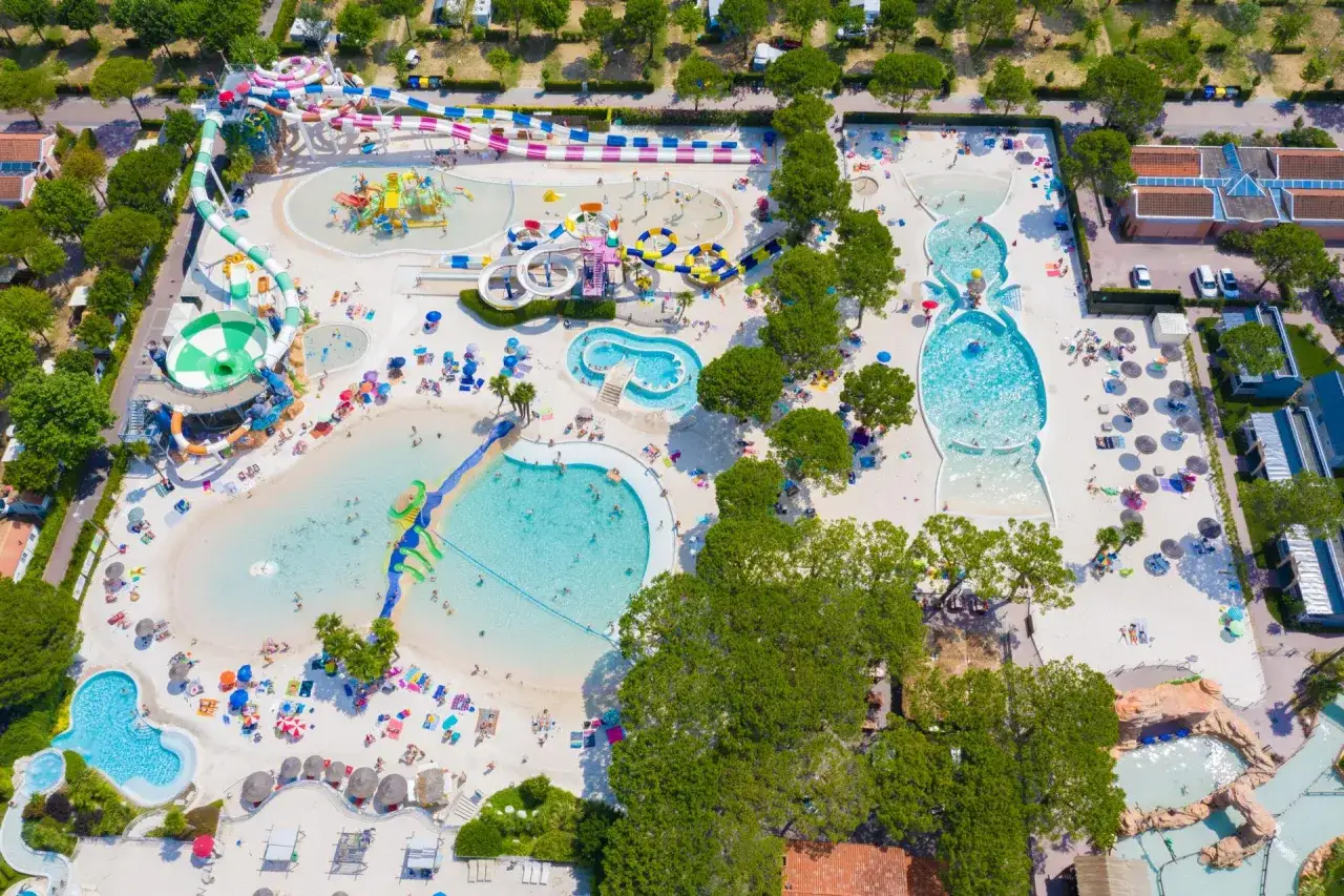 Najlepsze kempingi we Włoszech dla rodzin z dziećmi - uniknij rozczarowania