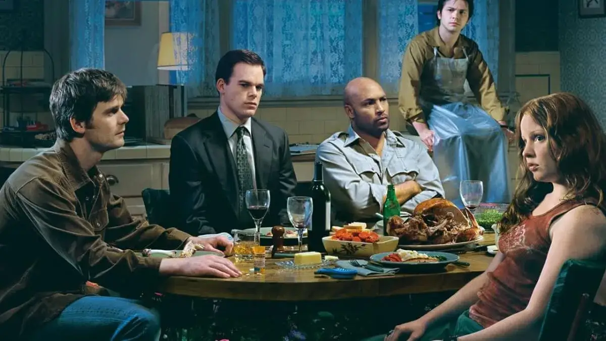 Six Feet Under 2023 - recenzja serialu pogrzebowego o losach rodziny