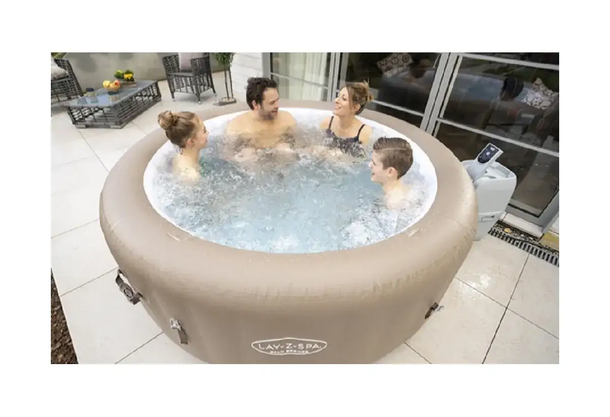 Lay-Z-Spa Palm Springs AirJet: Recenzja, koszty, czy warto kupić?