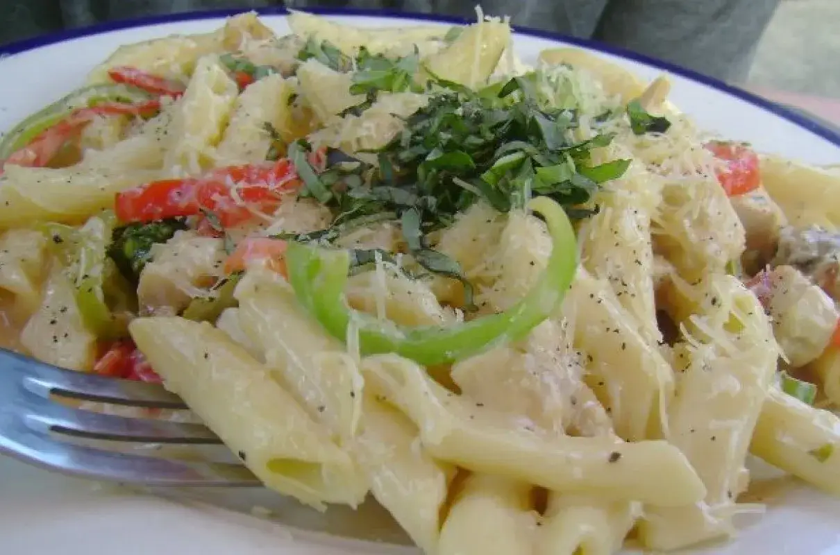 Penne primavera: pyszny przepis na zdrowe danie pełne warzyw