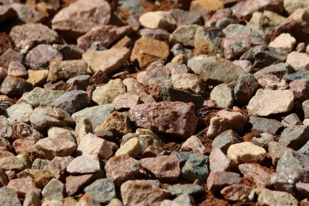 Jaki kamień na podjazd - wybierz trwały i estetyczny materiał