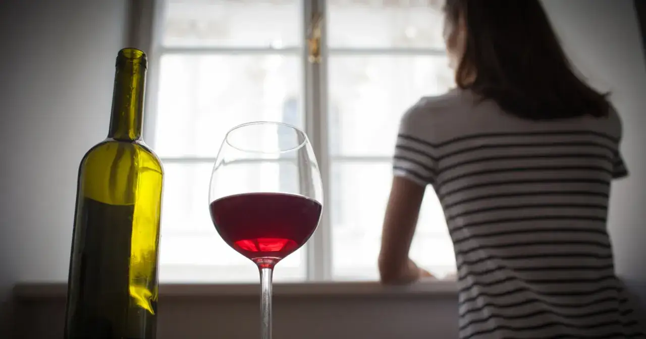 3 lampki wina: Kiedy bezpiecznie usiądziesz za kierownicą?