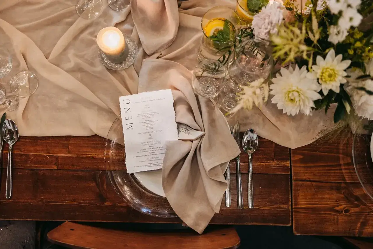 Jak złożyć chusteczki na stole - proste techniki na każdą okazję