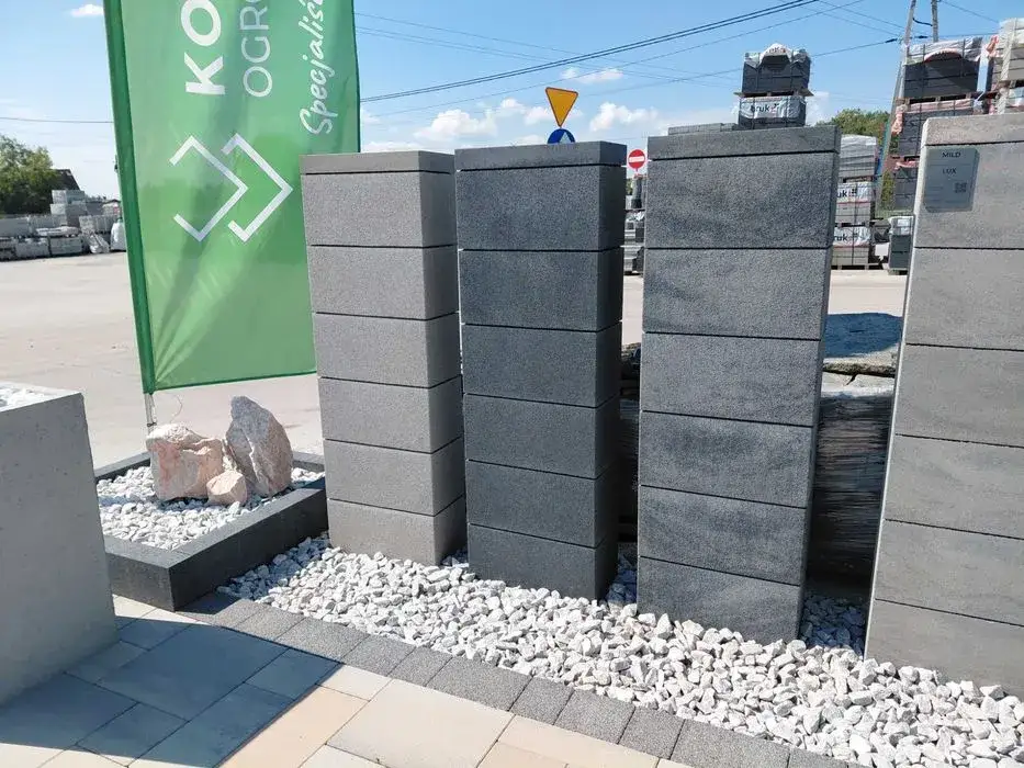 Ile kosztuje przęsło płotu betonowego? Zaskakujące ceny i porady