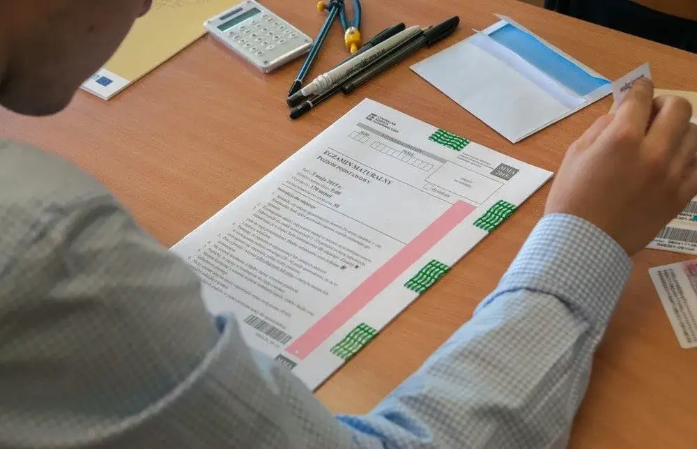 Czy na maturze można mieć kalkulator? Sprawdź zasady i ograniczenia