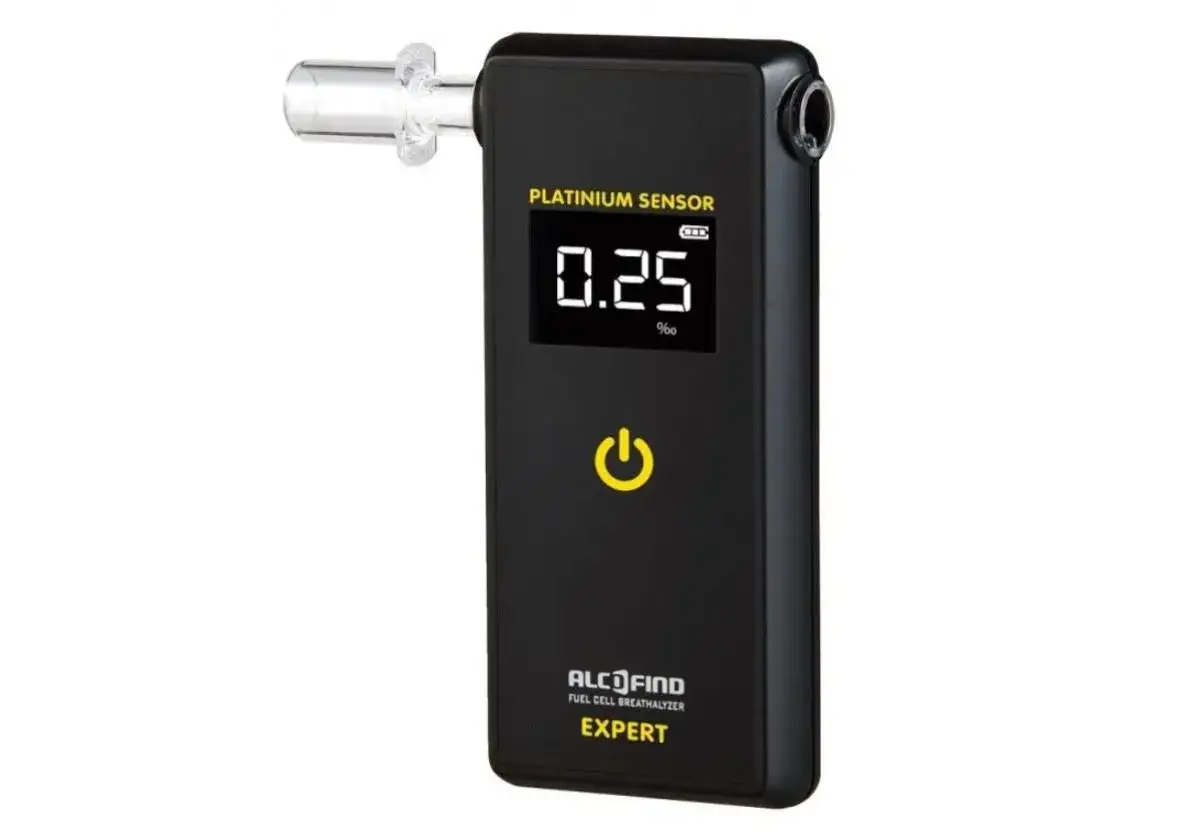 Alkomat do 300 zł: Ranking i porady. Sensor elektrochemiczny to klucz!