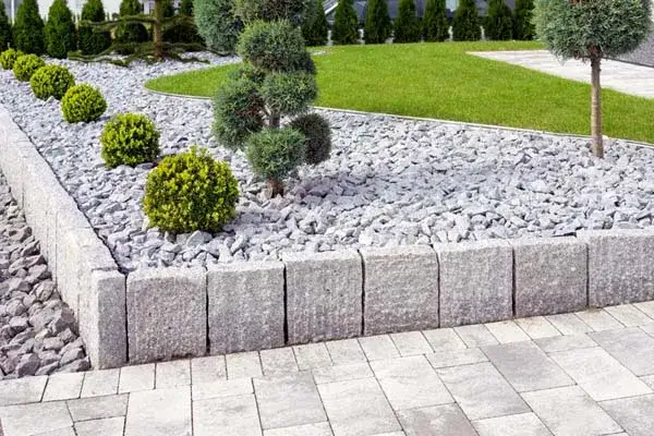 Jakie kruszywo pod kostkę? Odkryj najlepsze materiały do podbudowy