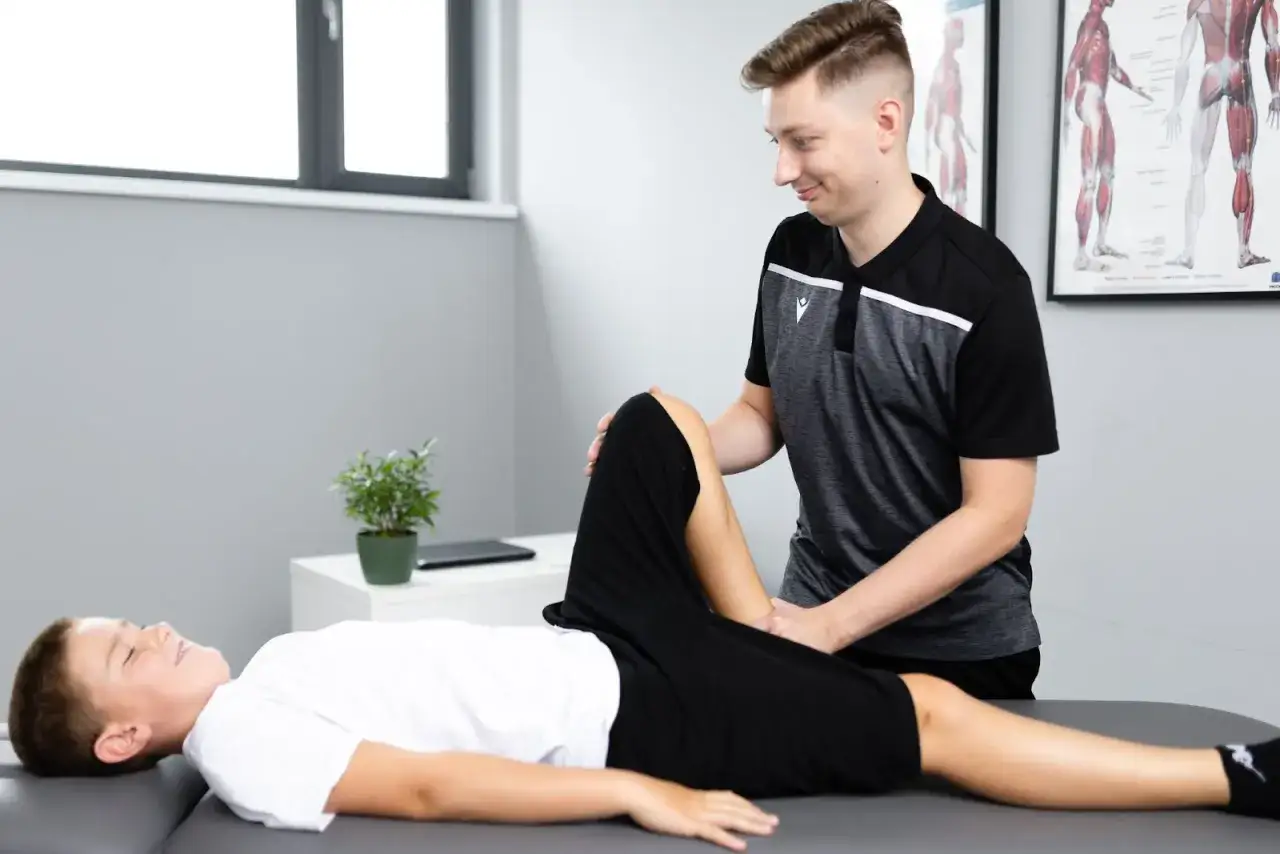 Dziecko kuleje bez bólu? Poznaj przyczyny i kiedy iść do lekarza