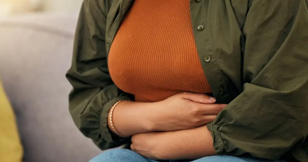 Nerwica jelita grubego objawy – jak stres wpływa na twoje zdrowie?