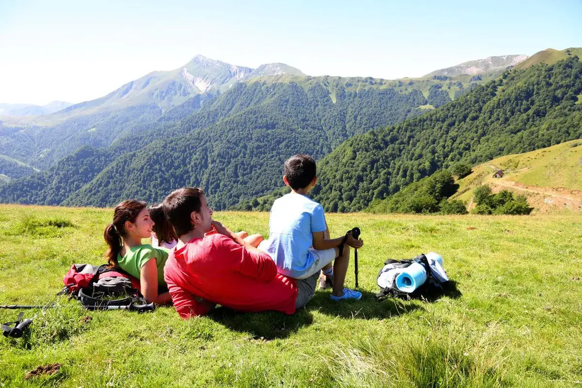 Tatry z dziećmi: najlepsze szlaki w Zakopanem. Przewodnik dla rodzin