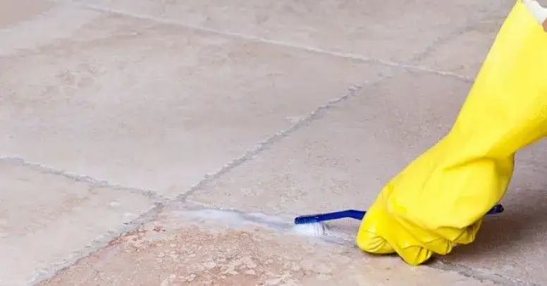 Jak odświeżyć fugi w kafelkach i przywrócić im blask bez wysiłku