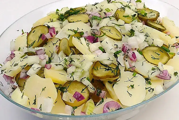 Sałatka ziemniaczana na grilla: Wybierz idealny przepis i uniknij błędów