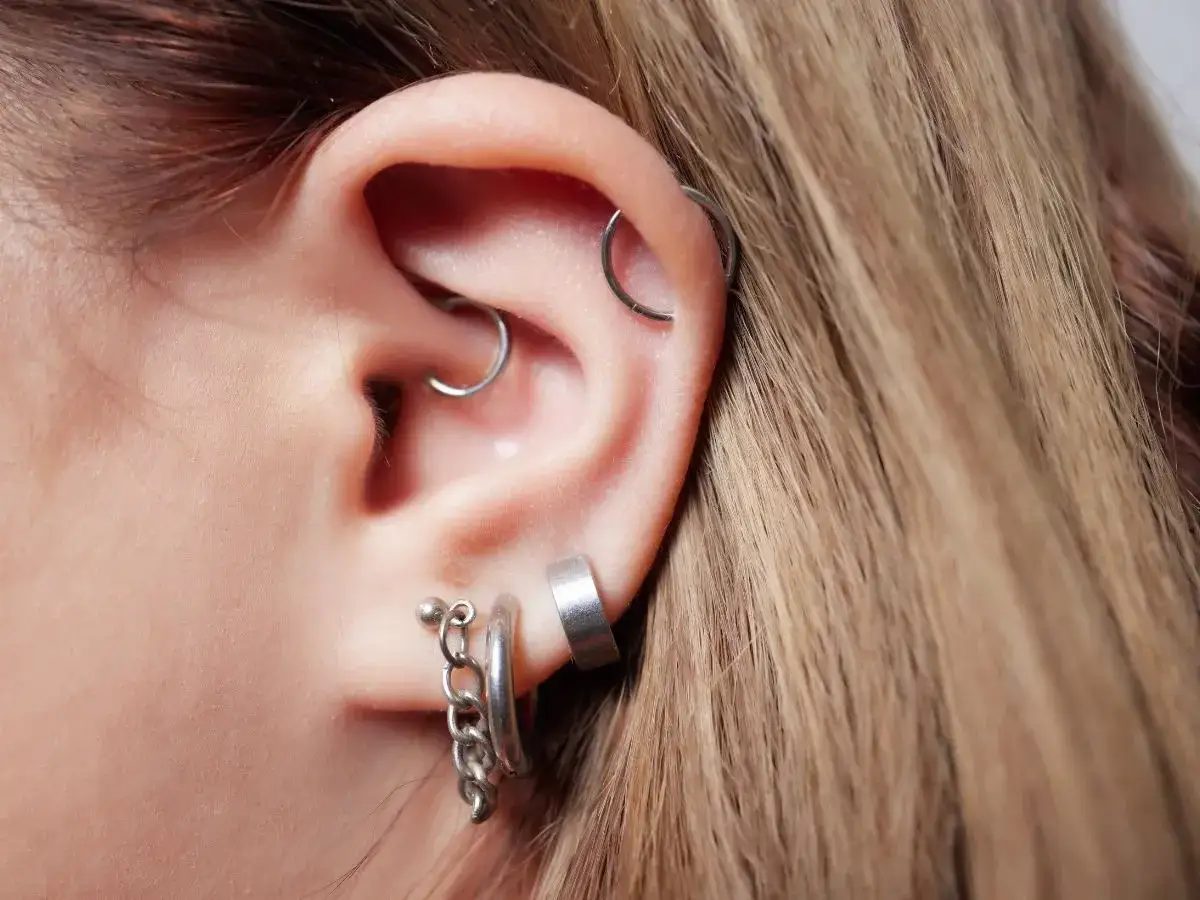 Czy piercing to grzech? Odkryj moralne dylematy i kontrowersje