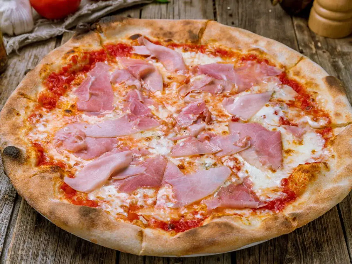 Recette pizza jambon-fromage : astuces de pro pour une pâte parfaite