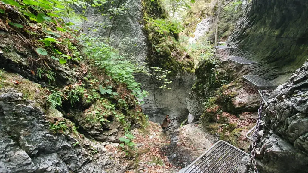 Słowacki Raj – który szlak wybrać, aby uniknąć tłumów i cieszyć się przyrodą?