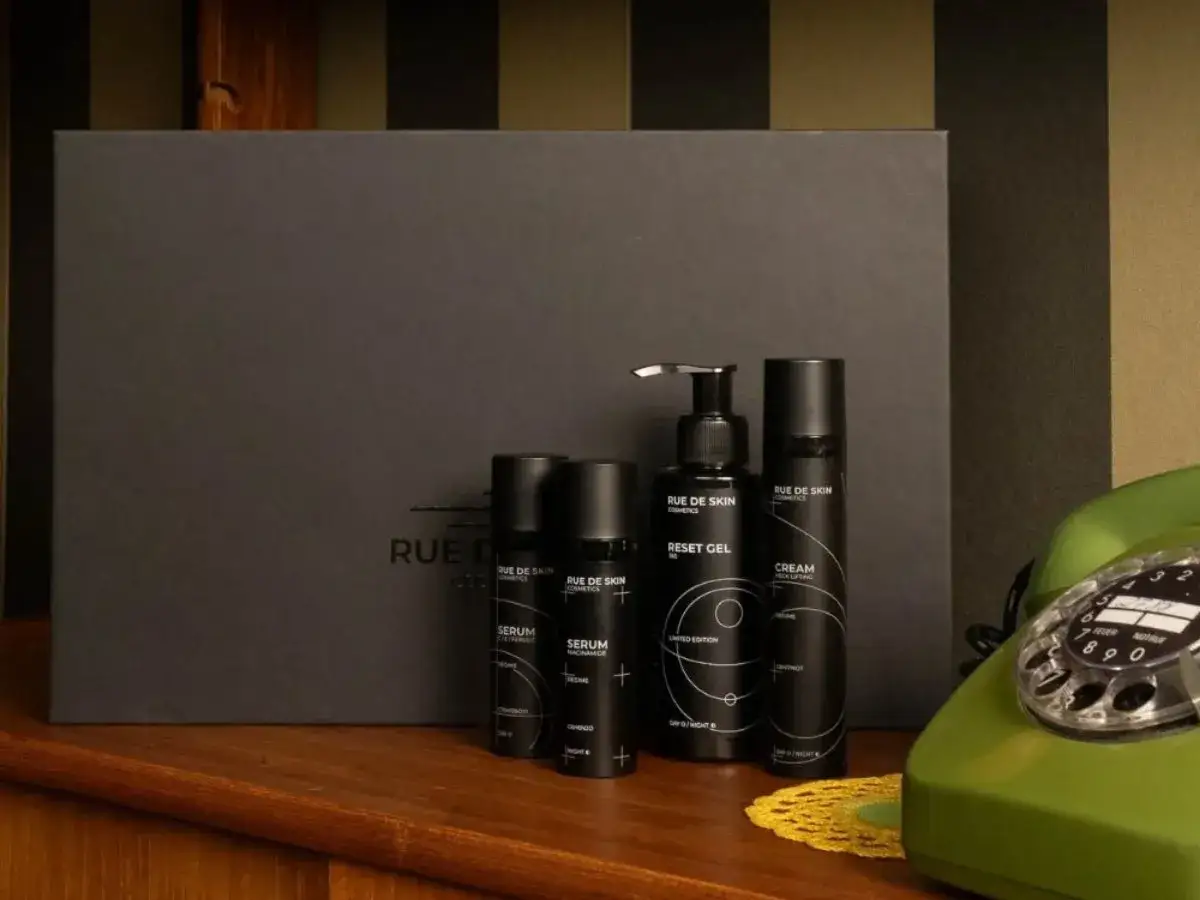 Serum dla cery mieszanej: jak zbalansować strefę T i suche policzki?