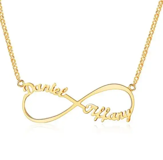 Ile kosztuje naszyjnik z imieniem? Ceny, które mogą zaskoczyć