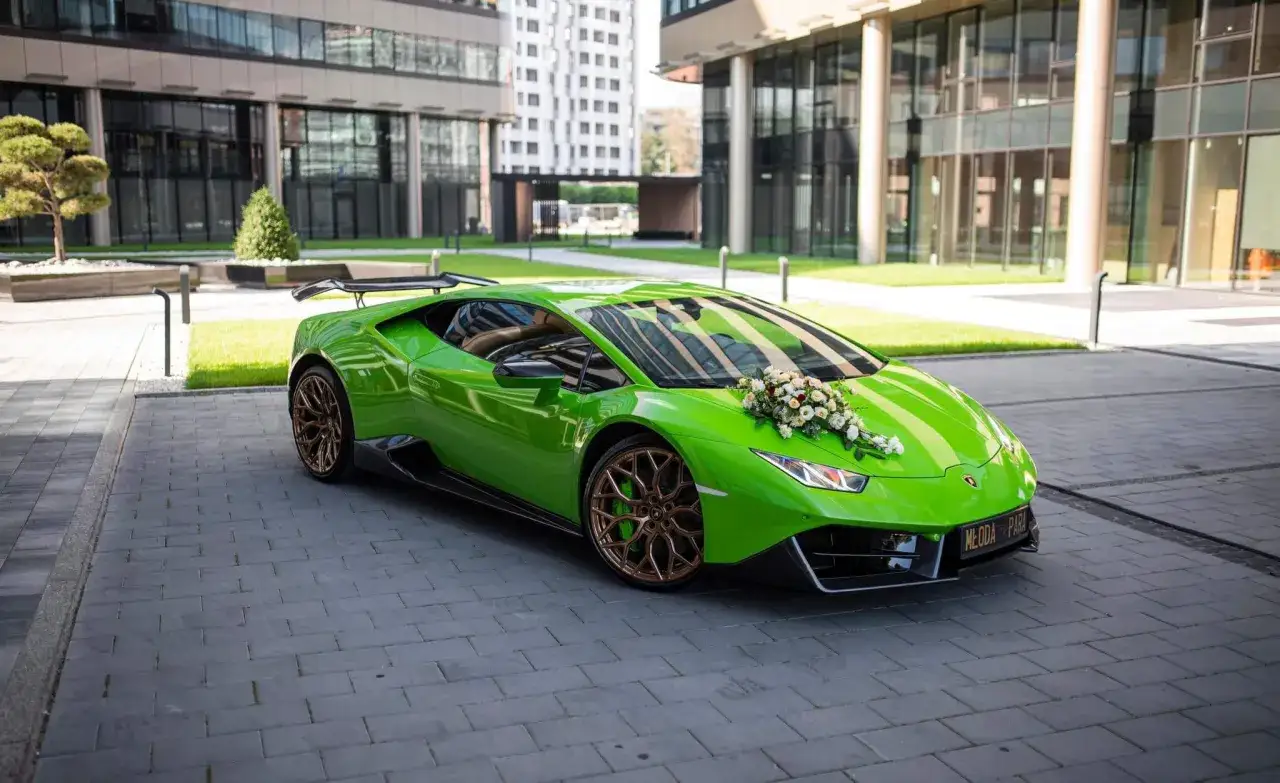 Wynajem Lamborghini Huracan w Polsce: Ceny, warunki i czy warto?