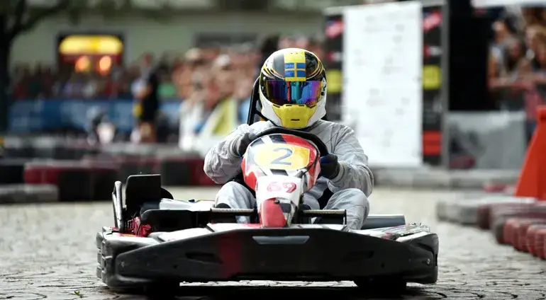 Czy gokartem można jeździć po chodniku? Sprawdź, co musisz wiedzieć