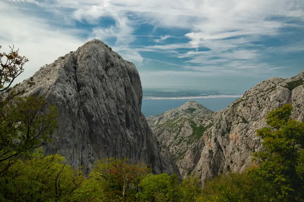 Góry Chorwacji: Od Velebitu po Dinarę Twój górski raj!