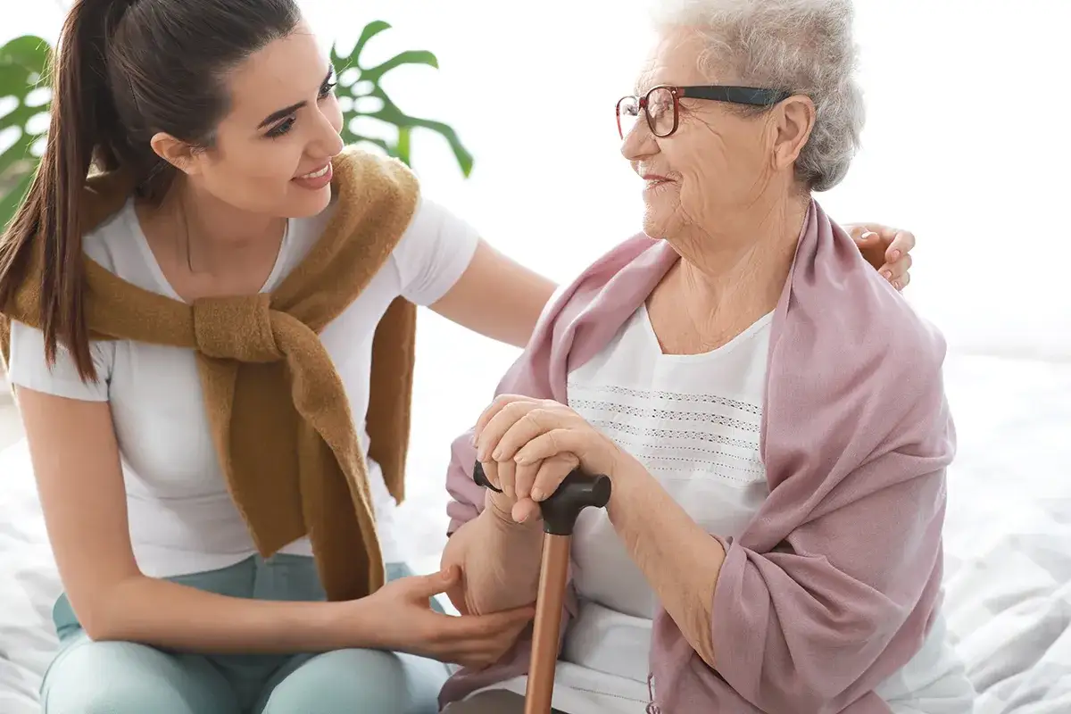 Śmierć na Parkinsona: objawy, opieka, wsparcie. Jak pomóc bliskim?
