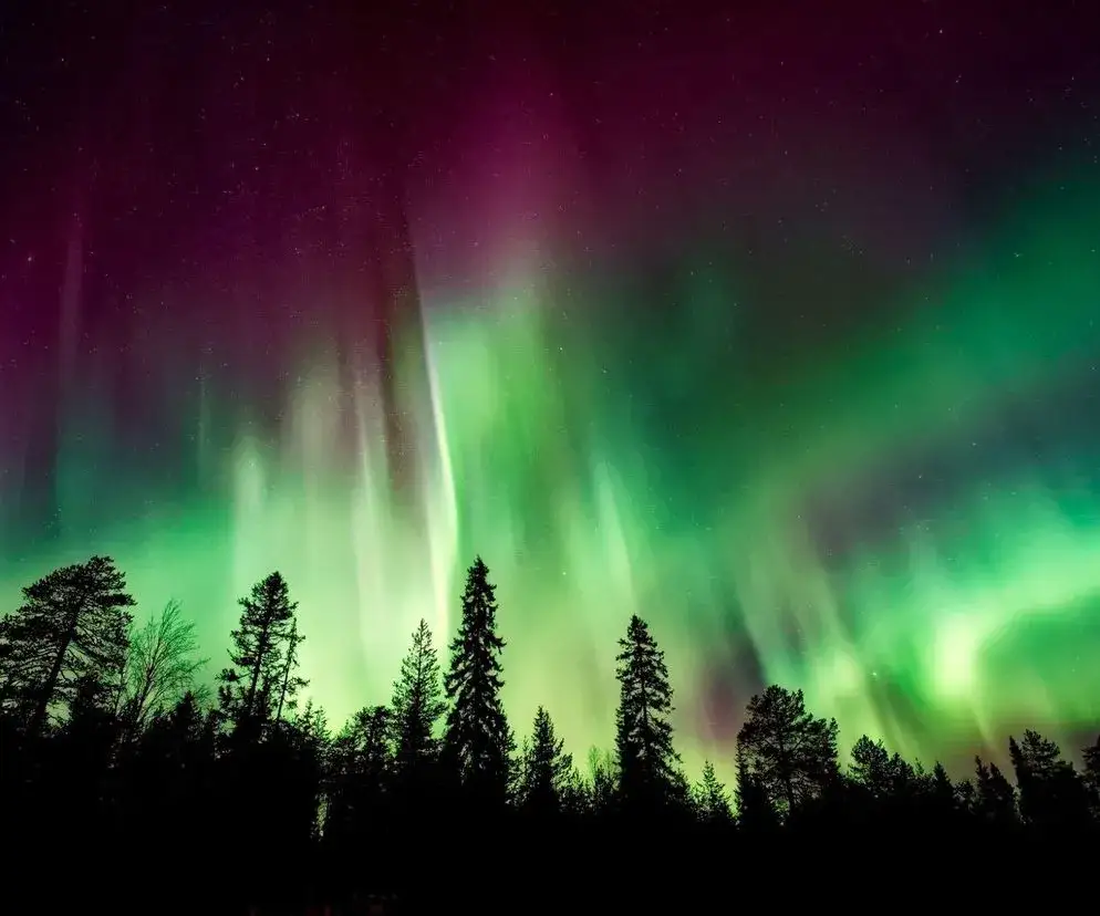 Uchwyć zorzę telefonem! Ustawienia PRO i triki edycji